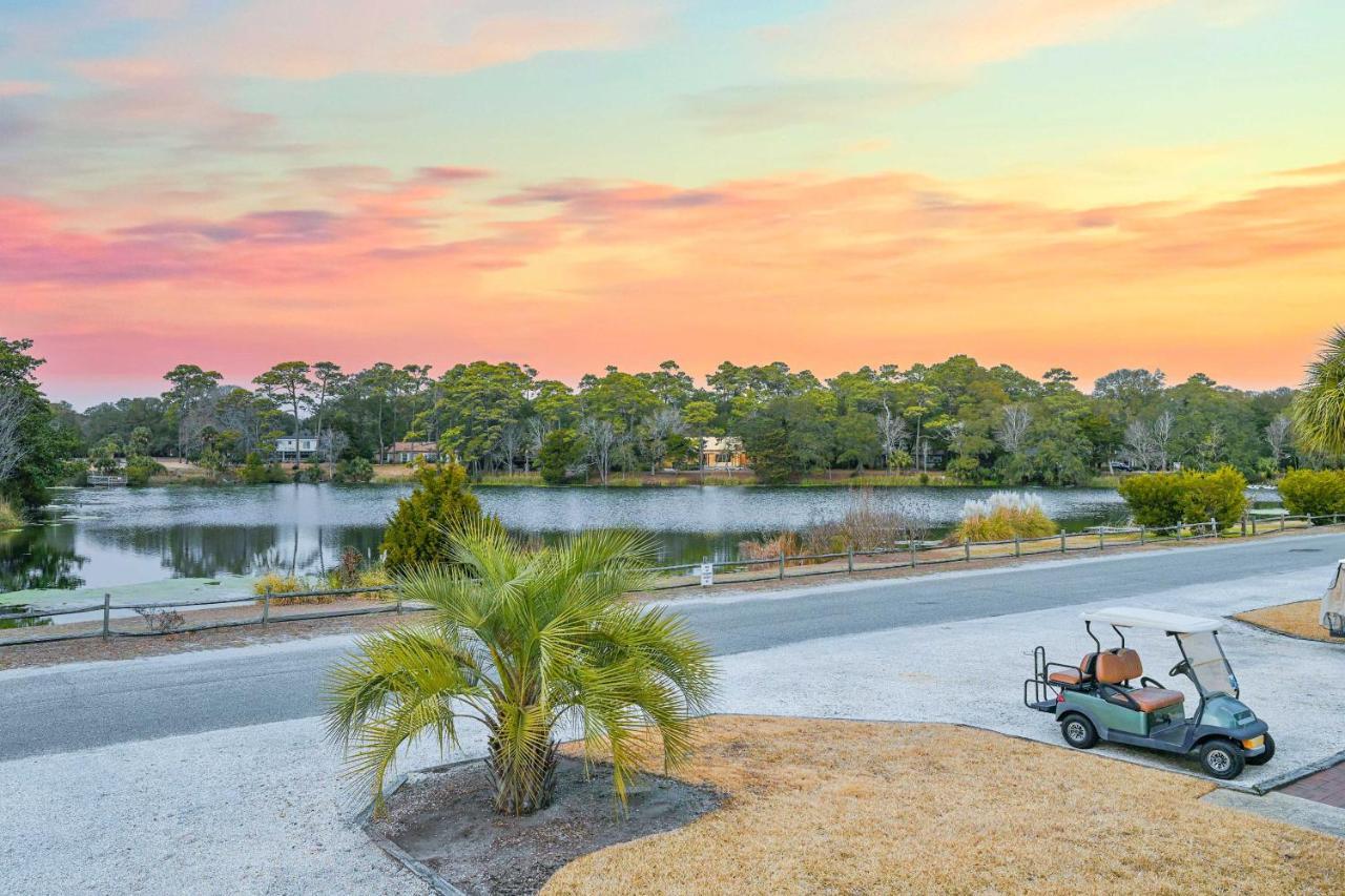 Myrtle Beach Abode With Seasonal Pool And Lake View! Villa ภายนอก รูปภาพ