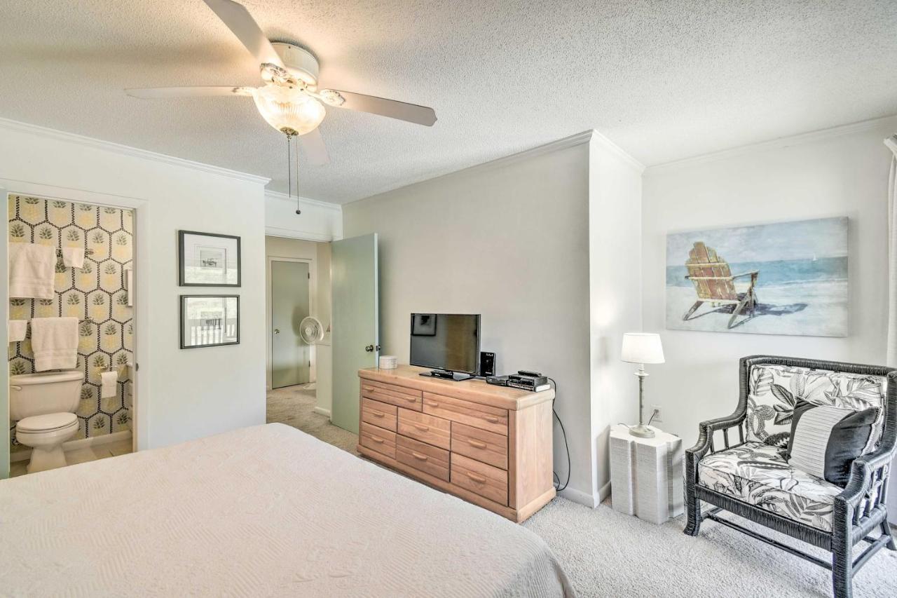 Myrtle Beach Abode With Seasonal Pool And Lake View! Villa ภายนอก รูปภาพ